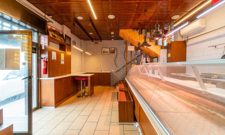 Wederverkoop - Commercial Unit - Torrevieja - Paseo maritimo