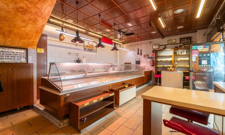 Wederverkoop - Commercial Unit - Torrevieja - Paseo maritimo