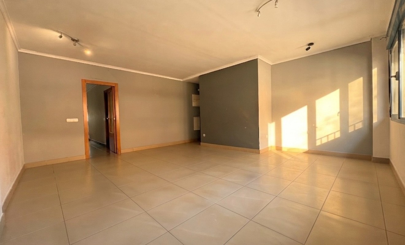 Wederverkoop - Apartment / flat - Ondara