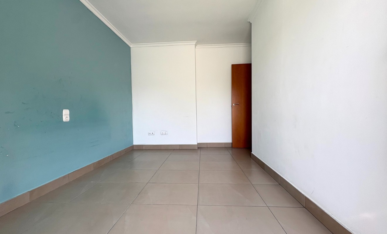 Wederverkoop - Apartment / flat - Ondara