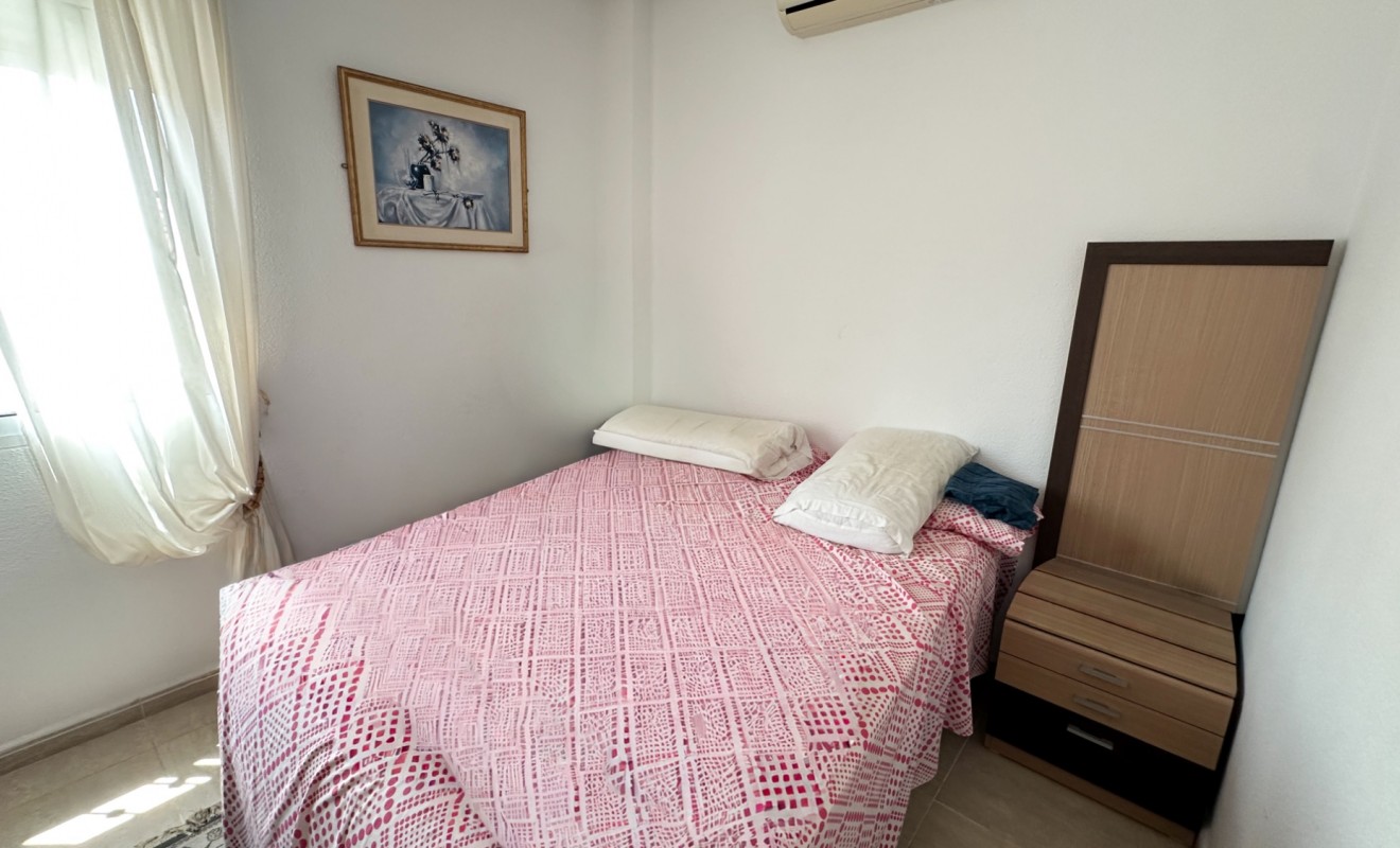 Wederverkoop - Bungalow - Orihuela Costa - Punta Prima