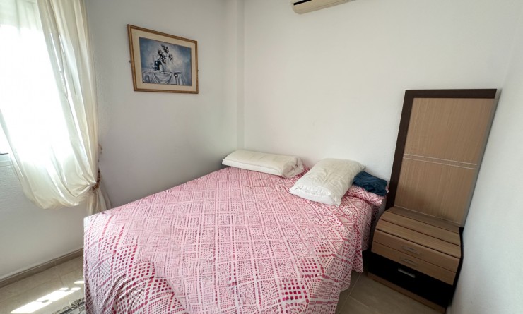 Wederverkoop - Bungalow - Orihuela Costa - Punta Prima