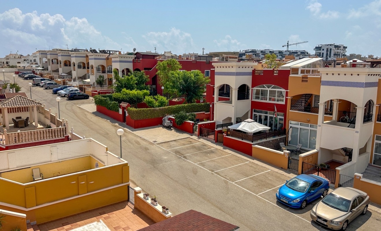 Wederverkoop - Bungalow - Orihuela Costa - Punta Prima