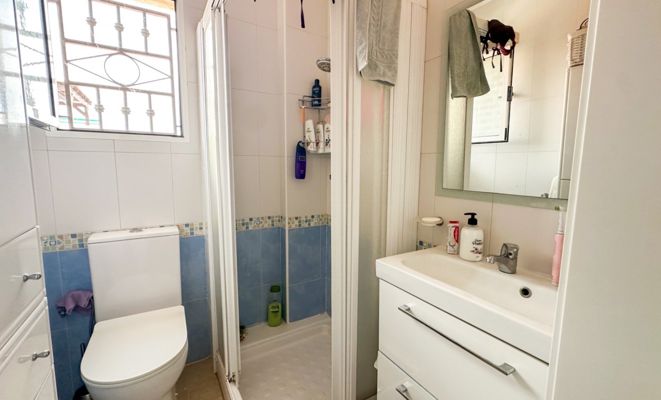 Wederverkoop - Bungalow - Orihuela Costa - Punta Prima