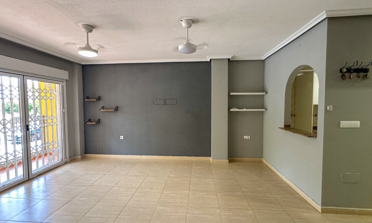 Wederverkoop - Bungalow - Daya Nueva - Costa Blanca Sur