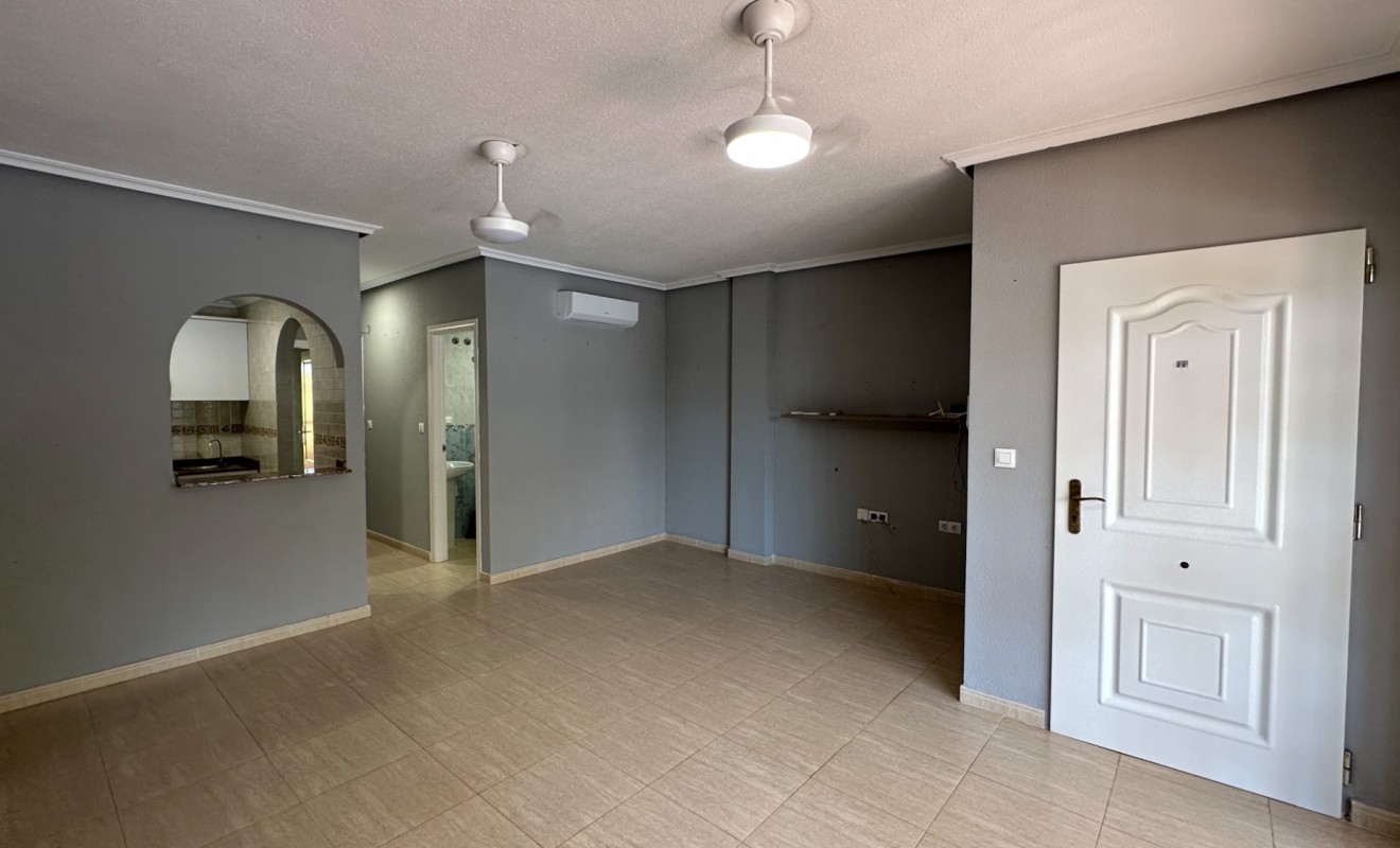 Wederverkoop - Bungalow - Daya Nueva - Costa Blanca Sur