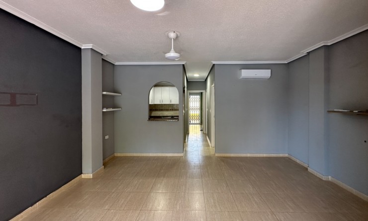 Wederverkoop - Bungalow - Daya Nueva - Costa Blanca Sur
