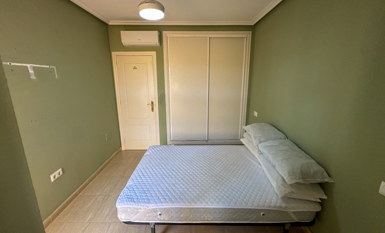 Wederverkoop - Bungalow - Daya Nueva - Costa Blanca Sur