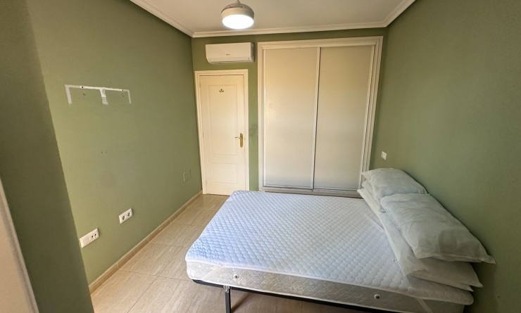 Wederverkoop - Bungalow - Daya Nueva - Costa Blanca Sur
