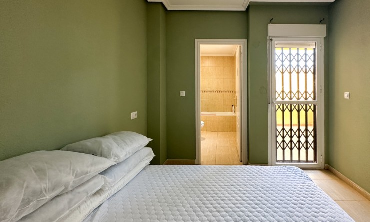 Wederverkoop - Bungalow - Daya Nueva - Costa Blanca Sur