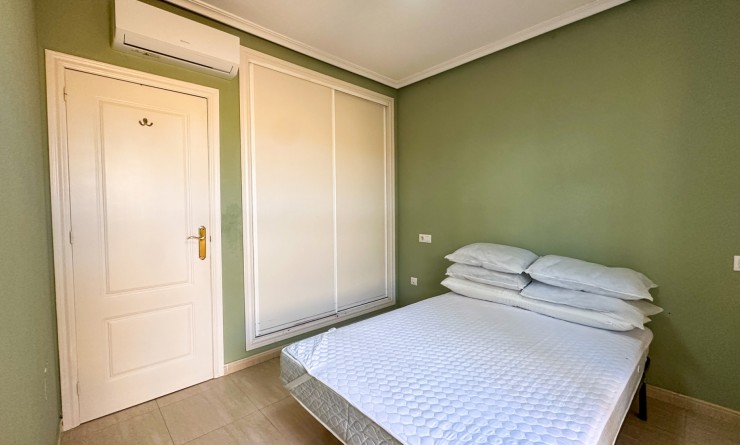 Wederverkoop - Bungalow - Daya Nueva - Costa Blanca Sur