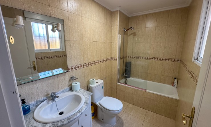 Wederverkoop - Bungalow - Daya Nueva - Costa Blanca Sur