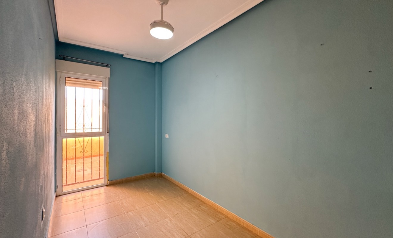 Wederverkoop - Bungalow - Daya Nueva - Costa Blanca Sur