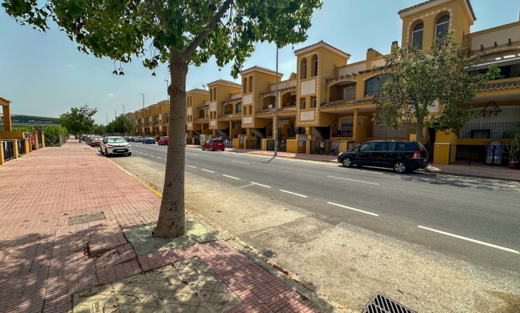 Wederverkoop - Bungalow - Daya Nueva - Costa Blanca Sur