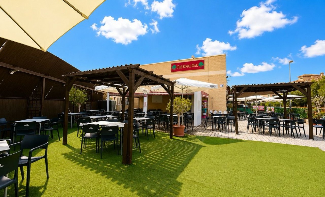 Wederverkoop - Commercieel - Villamartín