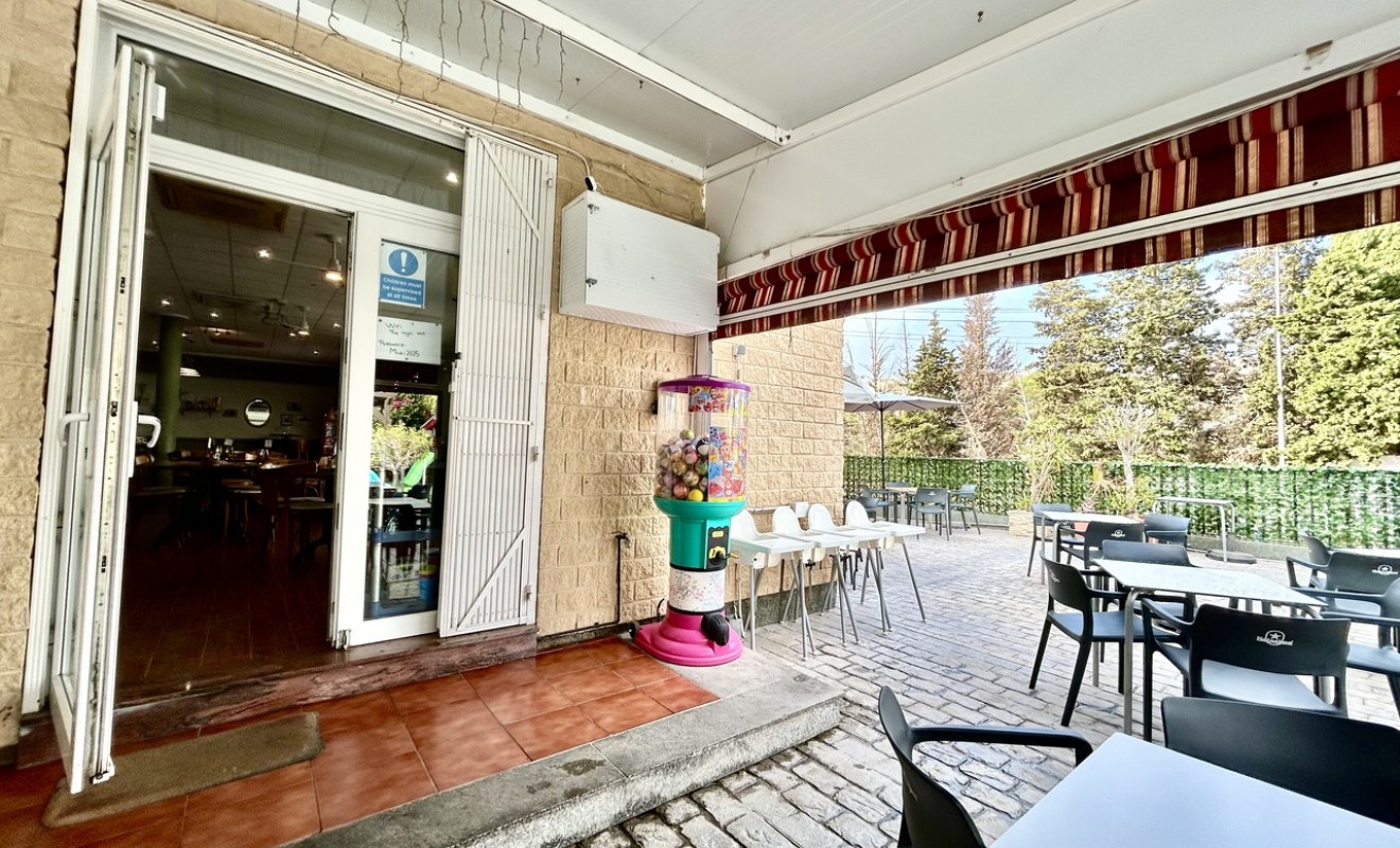 Wederverkoop - Commercieel - Villamartín