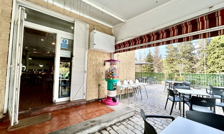 Wederverkoop - Commercieel - Villamartín