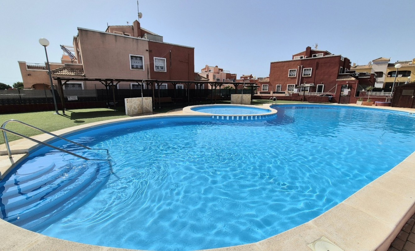Wederverkoop - Quad House - Los Montesinos - La herrada