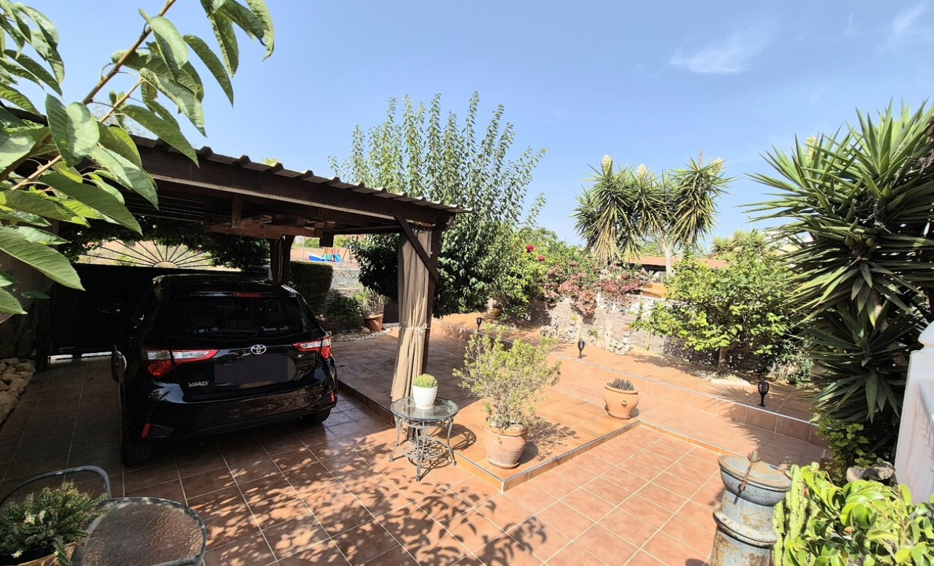 Wederverkoop - Quad House - Los Montesinos - La herrada