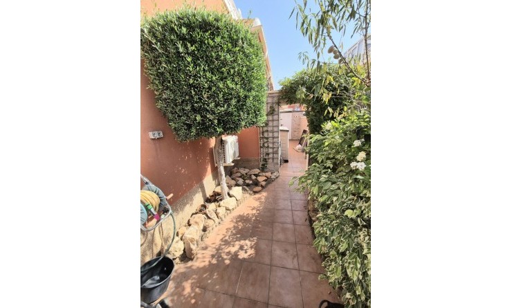 Wederverkoop - Quad House - Los Montesinos - La herrada