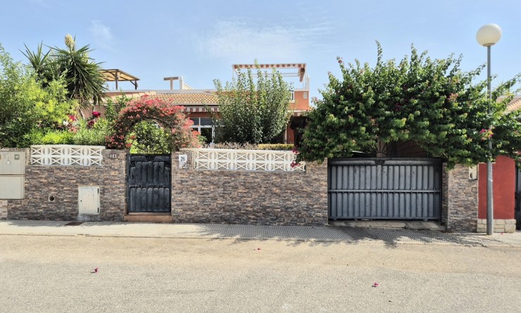 Wederverkoop - Quad House - Los Montesinos - La herrada