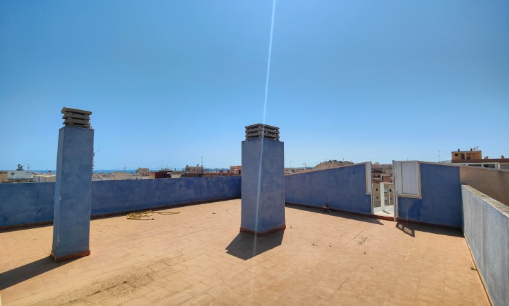 Location longue durée - Penthouse - Torrevieja - Antonio Machado