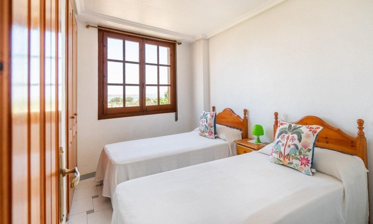 Sale - Apartment - Torrevieja - La Mata pueblo