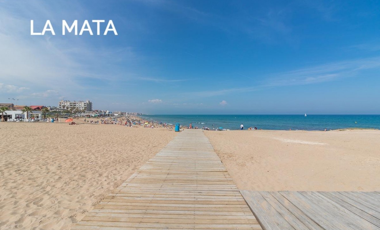 Sale - Apartment - Torrevieja - La Mata pueblo