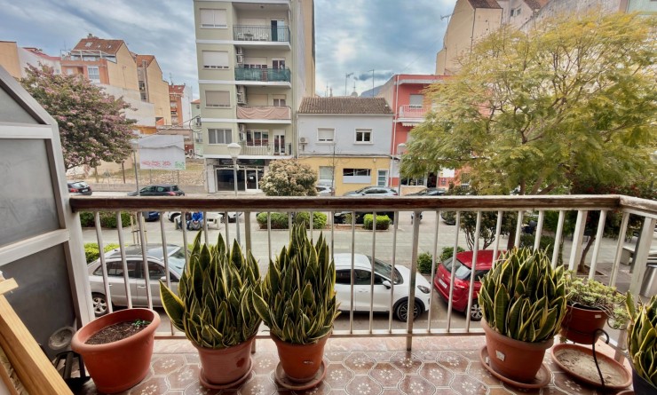 Wederverkoop - Apartment / flat - Denia - Center