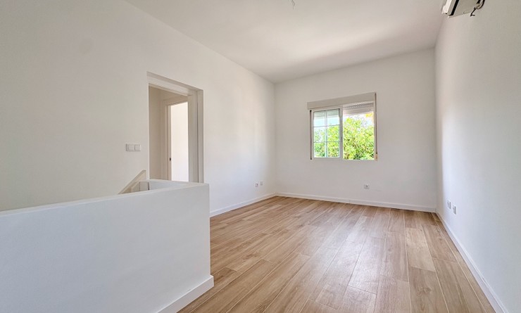 Sale - Single Family Home - Orihuela - Los Balcones