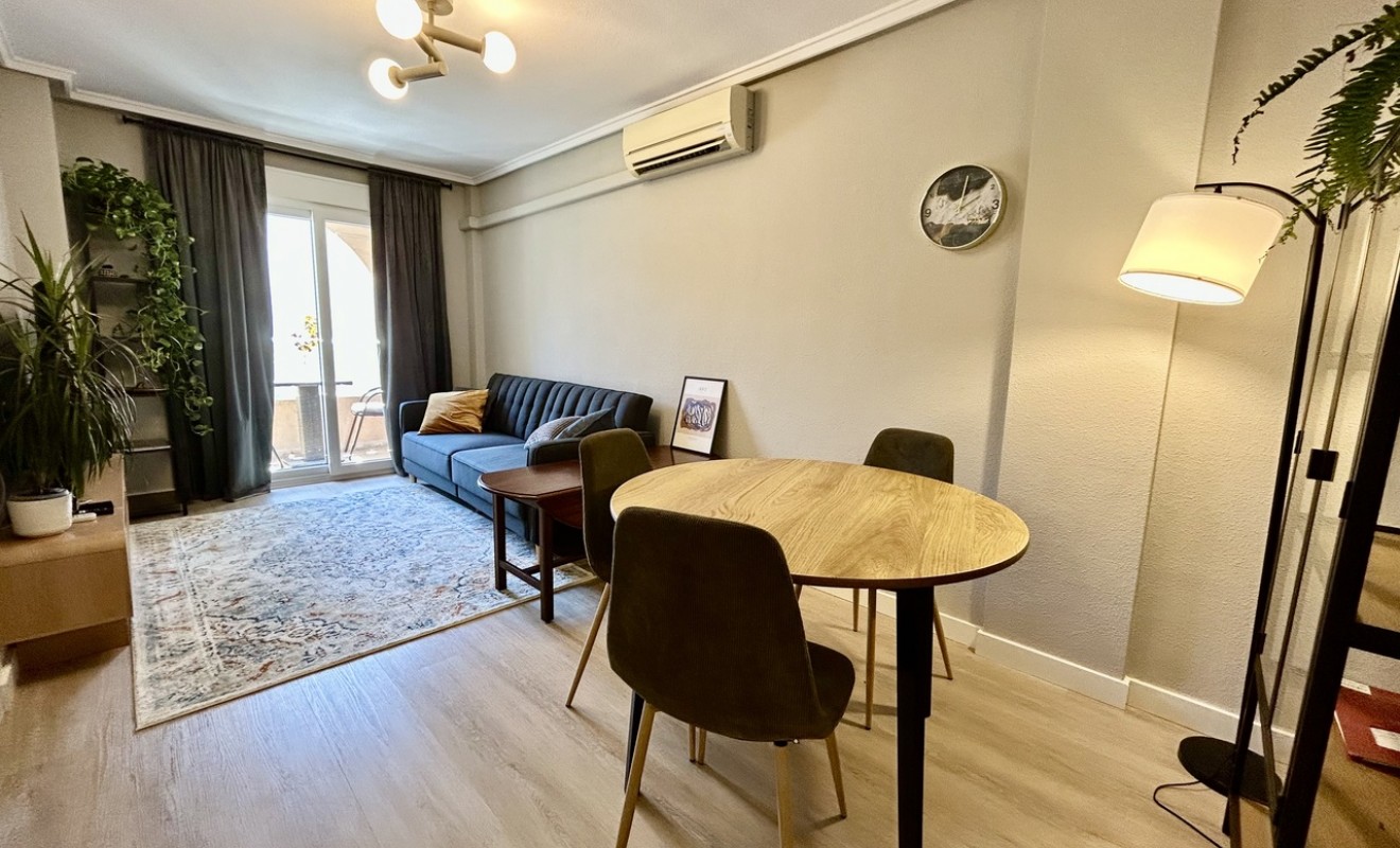 Wederverkoop - Appartement - Torrevieja - torrevieja