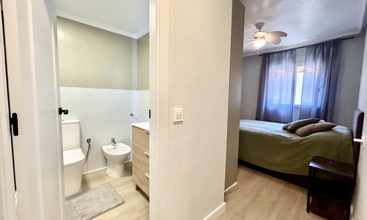 Wederverkoop - Appartement - Torrevieja - torrevieja