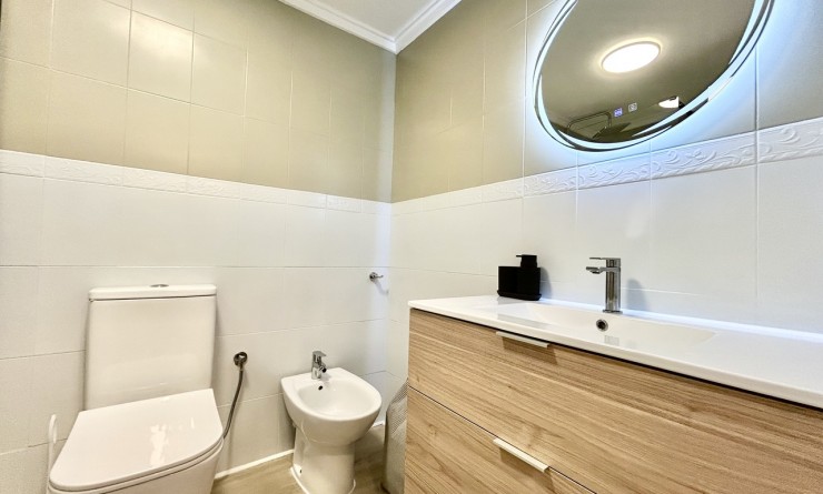 Wederverkoop - Appartement - Torrevieja - torrevieja