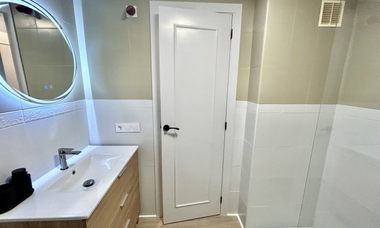Wederverkoop - Appartement - Torrevieja - torrevieja