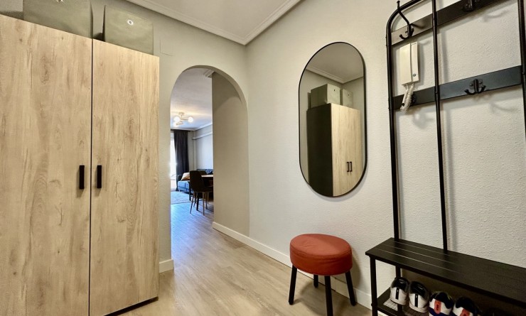 Wederverkoop - Appartement - Torrevieja - torrevieja