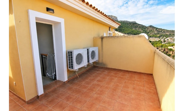 Sale - Townhouse - Calpe - Zona Puerto Blanco - Maryvilla