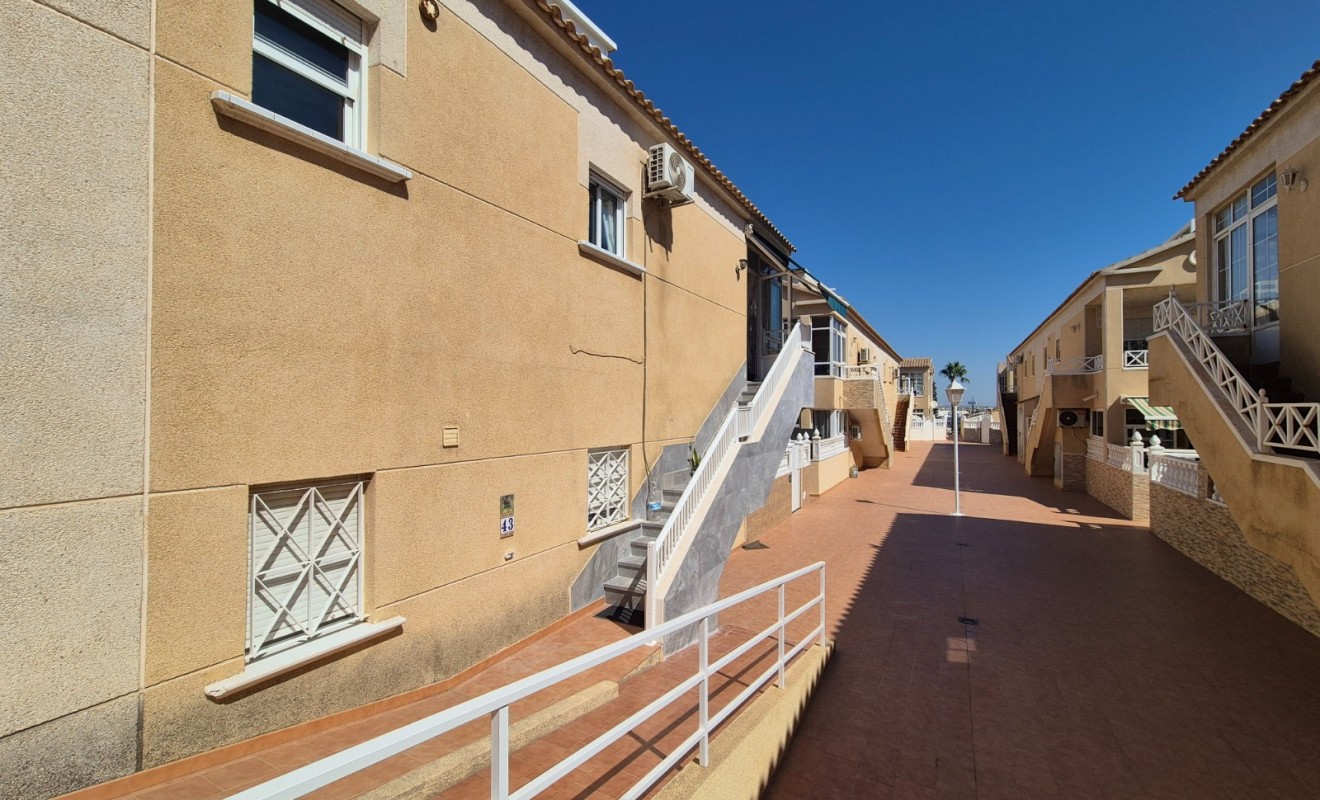 Sale - Bungalow - Torrevieja - torrevieja