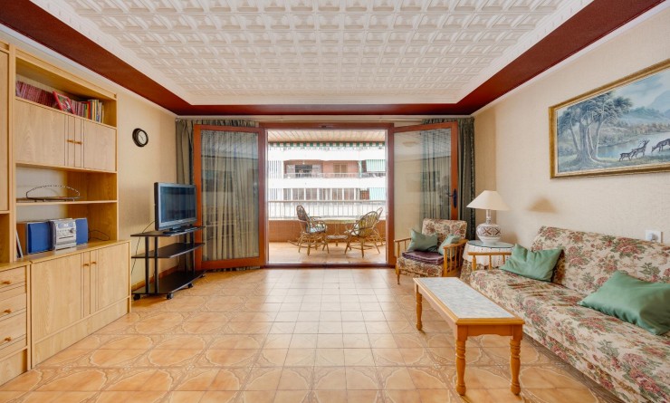 Sale - Apartamento - Torrevieja - Playa del Acequión