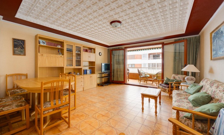 Sale - Apartamento - Torrevieja - Playa del Acequión