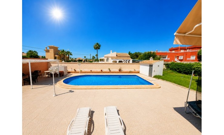 Wederverkoop - Villa - Torrevieja - La siesta