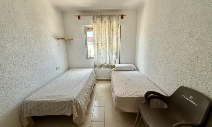 Revente - Local - Ondara