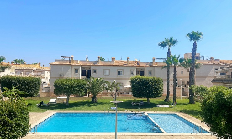 Wederverkoop - Bungalow - Torrevieja - Aguas Nuevas