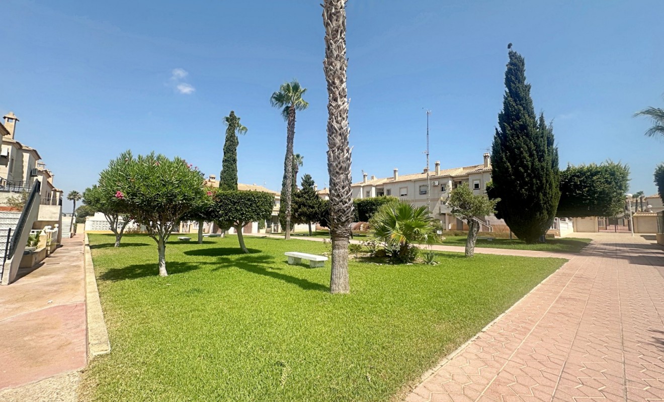 Wederverkoop - Bungalow - Torrevieja - Aguas Nuevas