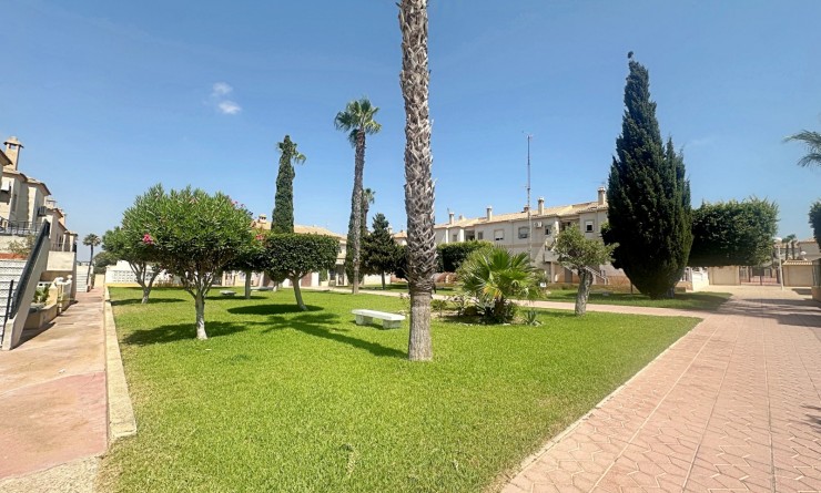 Wederverkoop - Bungalow - Torrevieja - Aguas Nuevas