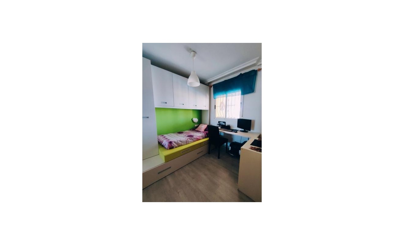 Wederverkoop - Villa - Torrevieja - Aguas Nuevas