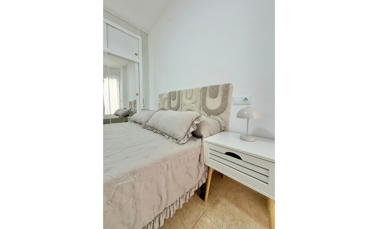 Wederverkoop - Flat - Torrevieja - Playa de los Locos