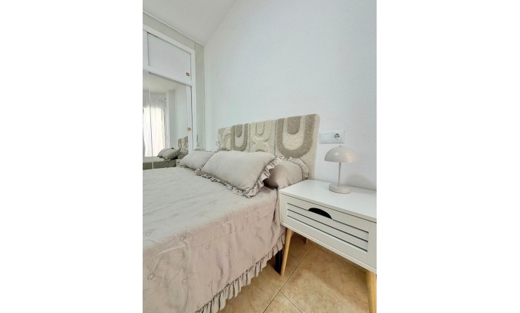Wederverkoop - Flat - Torrevieja - Playa de los Locos