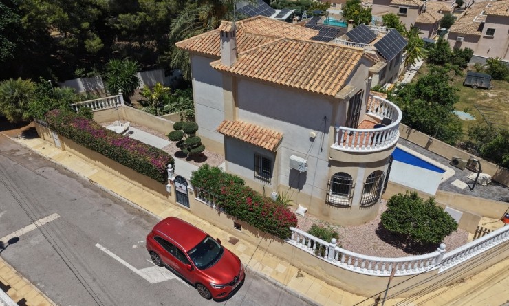 Sale - Villa - Villamartín - Costa Blanca