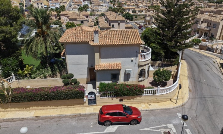 Sale - Villa - Villamartín - Costa Blanca