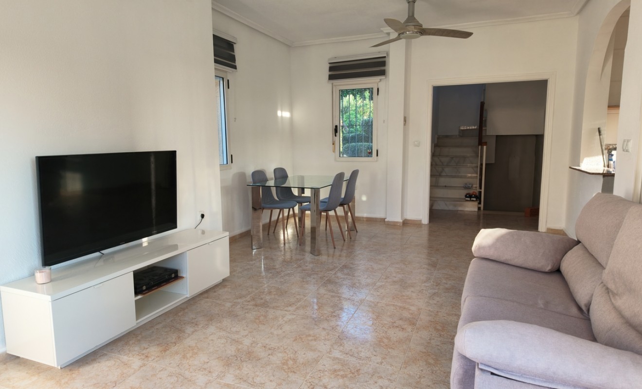 Sale - Villa - Villamartín - Costa Blanca